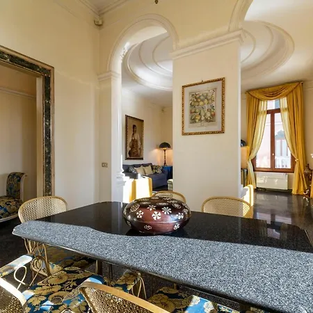 Ca' De Le Colonne - Luxury Grand Canal View Апартаменты