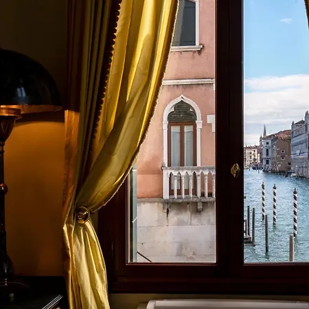Апартаменты Ca' De Le Colonne - Luxury Grand Canal View *