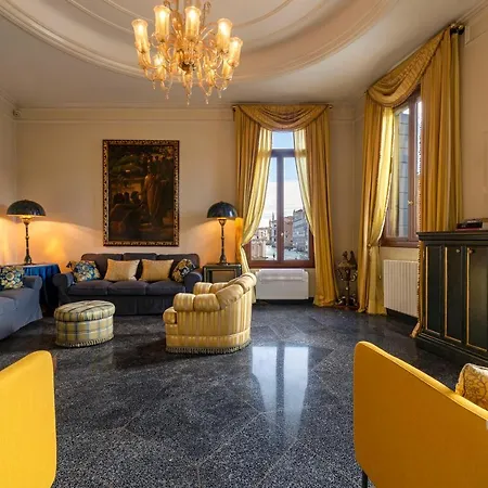 Апартаменты Ca' De Le Colonne - Luxury Grand Canal View Венеция