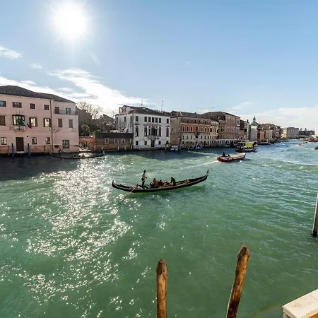 Ca' De Le Colonne - Luxury Grand Canal View Apartamento