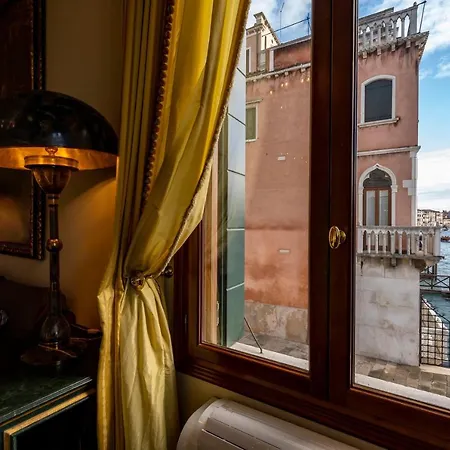 Ca' De Le Colonne - Luxury Grand Canal View Apartamento Venecia