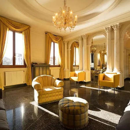 Ca' De Le Colonne - Luxury Grand Canal View Apartamento