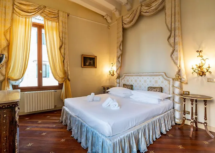 Ca' De Le Colonne - Luxury Grand Canal View דירה ונציה